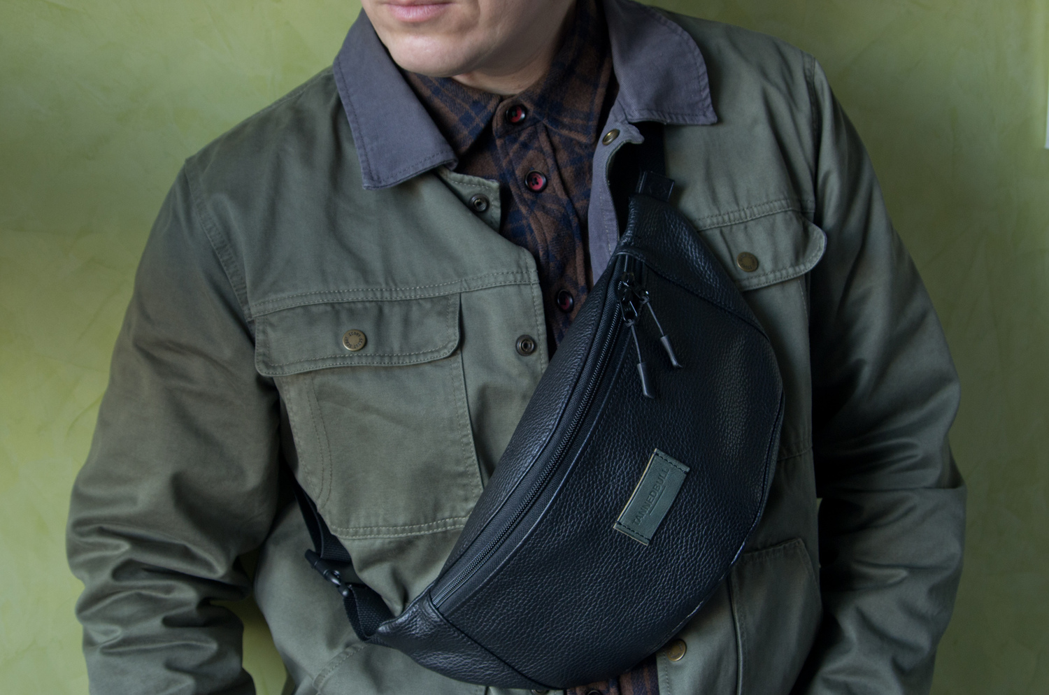 нагрудная сумка <br>